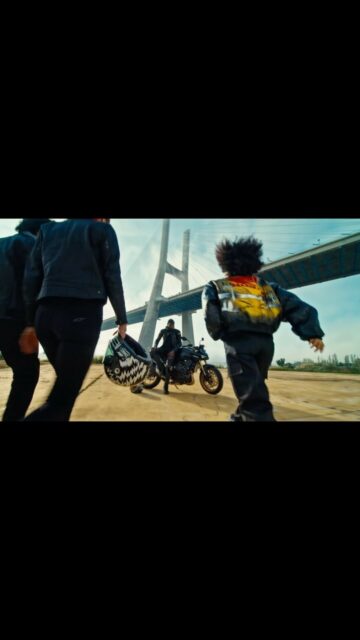 Hope you’ll enjoy the ride.
Mega Thanks to the best utututu team @hondaeurope @hondamotor @ores_group @bandoriginale Loïc Thomas@feustai@gbourguig for the big trust / Andrew & Cassiano for letting us play with the best toy / my superstar Director from the cold North @theosoenen 💪❤️💪/ obrigado @productionportugal
/@alex.chauve for being the best partner all along the process / @rhiannon_isabel @drucaa@kkittybb & her amazing and so stylish crew for the « flying »
garms
/@cora_5.0 @lucas__mendez
@imanelegos @charlotte_blanchet for being the most stylish characters /@thibautnogues & @ys008 for the ill stunts utututut forever les gars / @jordanprou for the beautiful additional footage / @jdvl.pro & Gilles for the sick edit / @enzo_pianetti for putting the steadycam right into a burning wheel /@gabsmachino @normanileo &@louis_wiedenhoff
@wdrone_production for the X5 full speed riding, lov u guys /@yannick_brossard @leitejulien_ for the photo vibes / the Mechanic crew for taking care of the beast / @alanoberli for making such amazing pics and souvenirs of the shoot! / @gaetan.h23 for your full time help to make this one reel! /@ghosts_play_music @matbastard_official @edouardminnens @maxencecollette for making this bomba track / @filmsduperiscope for the beautiful grading & everybody that was involved in this banger